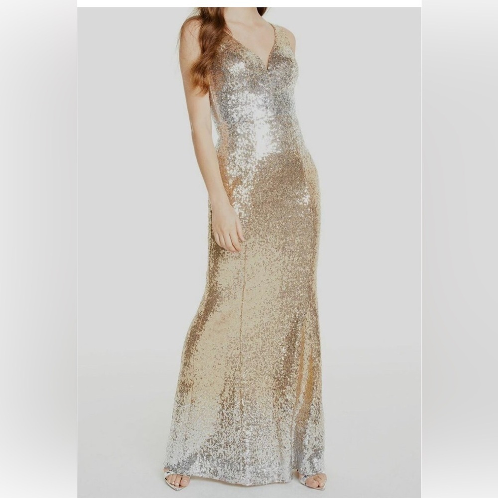 Crystal Doll Women's Juniors' Gold Silver Ombre Sequin V-Neck Gown Size 1